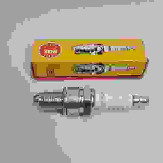 Свеча зажигания NGK BPR8ES, 3923